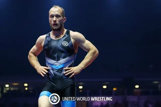 Эмин Сефершаев и Сергей Емелин вышли в полуфинал чемпионата Европы