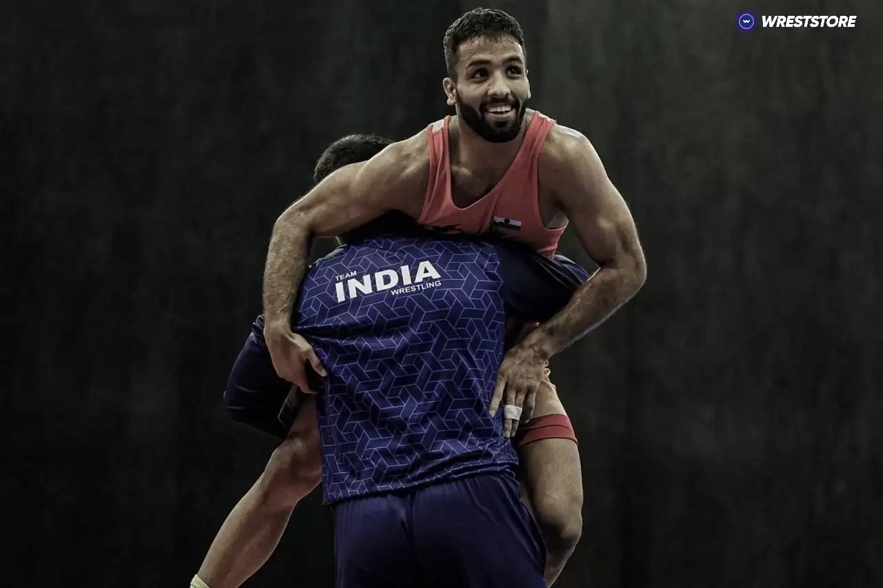 Суджит Калкал — обладатель чемпионского пояса PWL