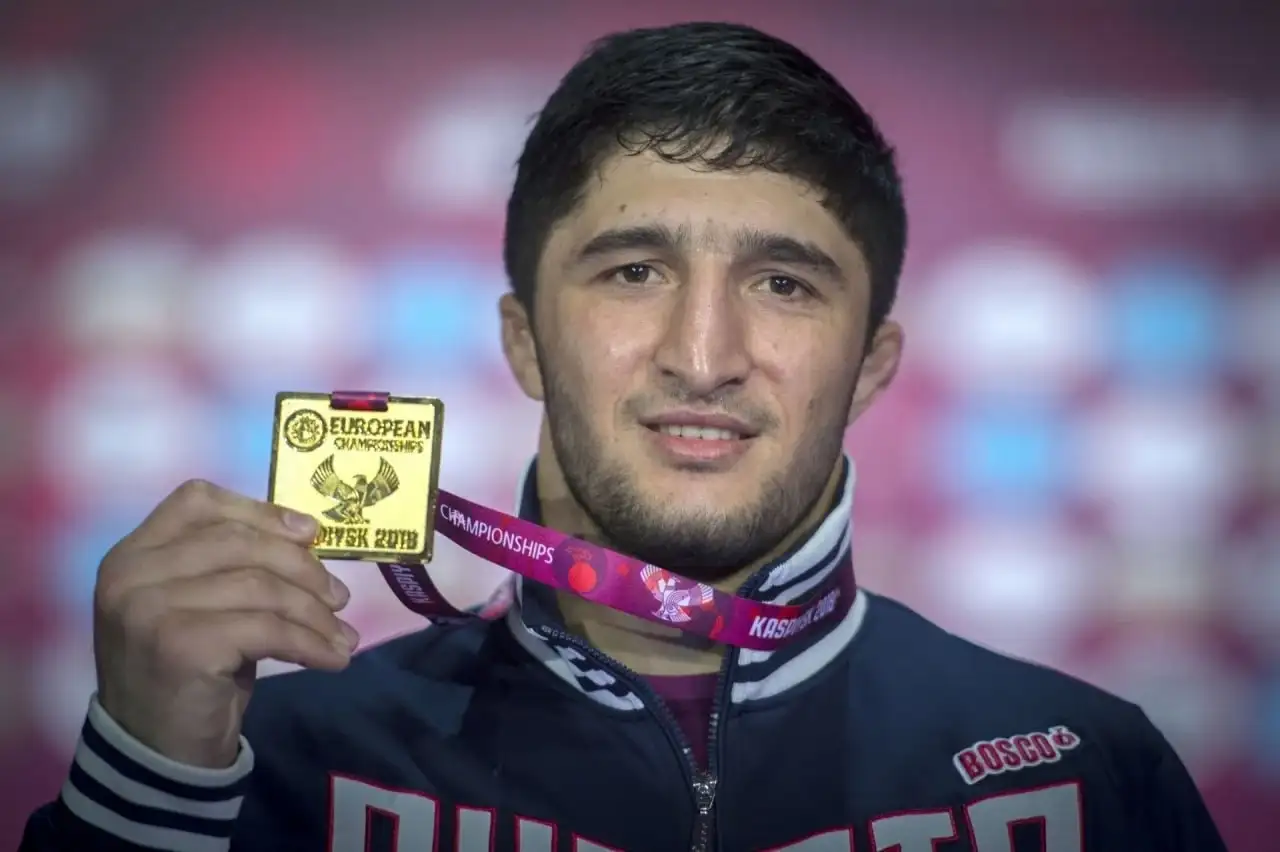 Чемпионы Европы по вольной борьбе в весе до 92 кг в 21 веке: