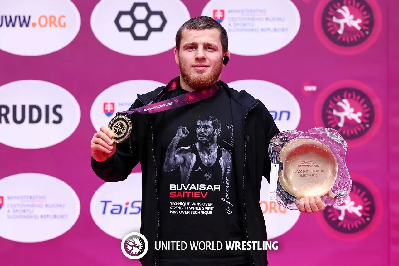 Ахмед Усманов в третий раз подряд стал чемпионом Европы, победив на турнире в Албании