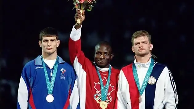 Дэниел Игали: человек, который бежал от войны и стал первым чемпионом мира Канады