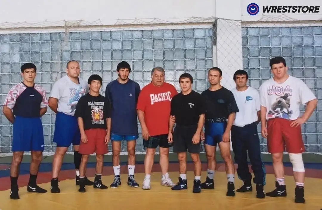 🤼‍♂️ Сборная России по вольной борьбе перед чемпионатом мира-1998